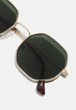 Pier One Unisex - Sunglasses - Green 7 Pier One Unisex - Sunglasses - Green -Pier One 081f8bc93e8147f1a40b15de8f08258c