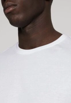 Pier One 3 Pack - Basic T-Shirt - White/Black/Light Grey 13 Pier One 3 Pack - Basic T-Shirt - White/Black/Light Grey -Pier One 122d0709c72e447f82ad50ef09ab3779