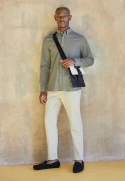 Pier One Moccasins - Black 10 Pier One Moccasins - Black -Pier One 13c7c60605e644369ebe6a729f91ed41