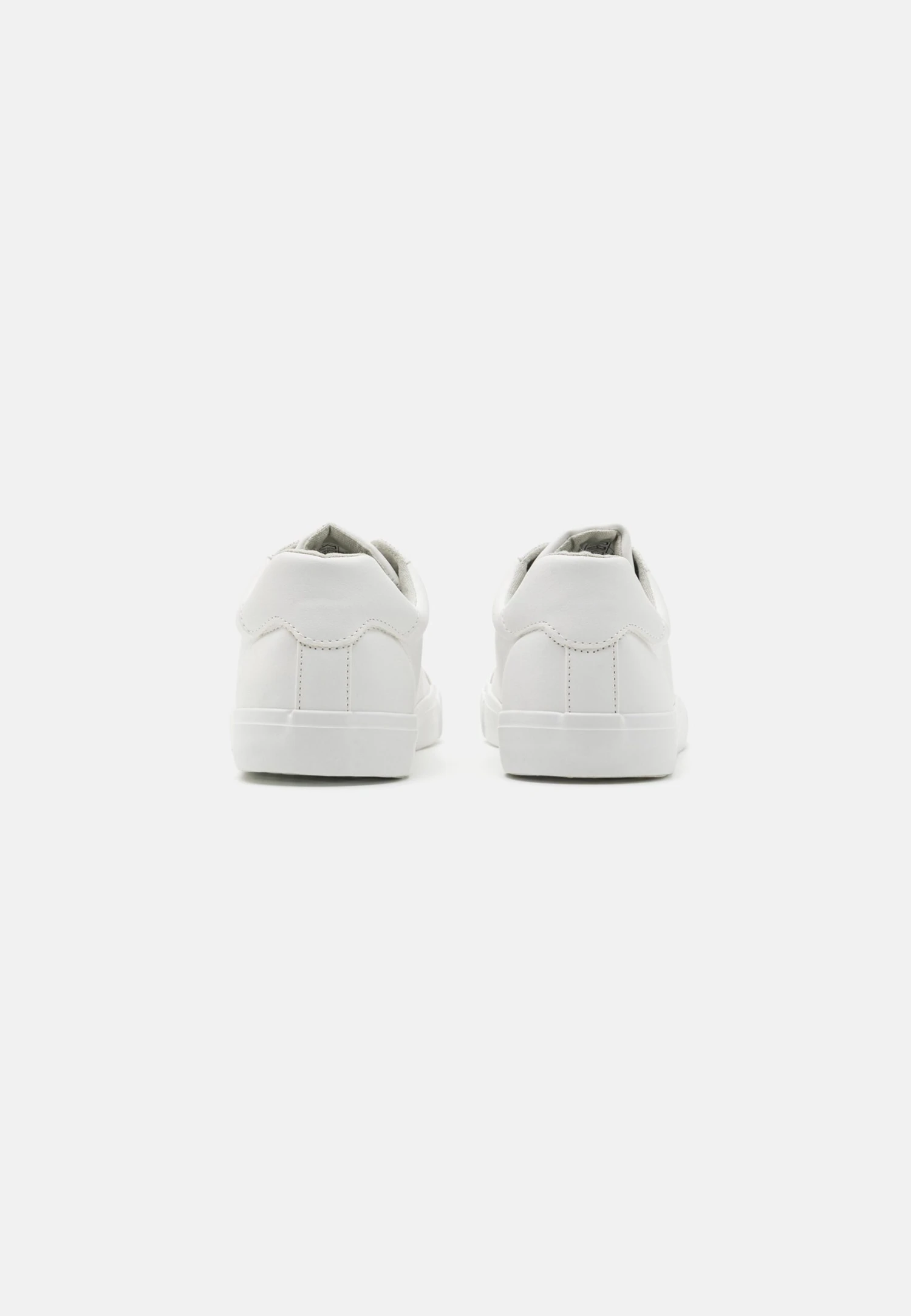 Pier One Trainers - White 3 Pier One Trainers - White - Image 3