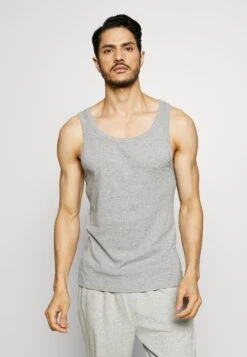 Pier One 3 Pack - Undershirt -Pier One 23af6578847c4577a4b60ba80bb5579f