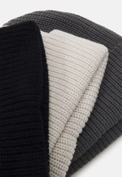 Pier One Unisex 3 Pack - Beanie - Black/Dark Grey/Off-White/ -Pier One 2a1daa058c674c9dbb0074799d429f4b