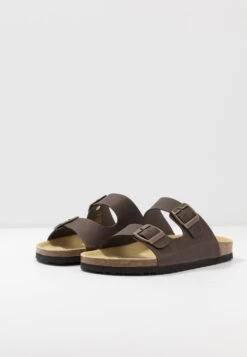 Pier One Unisex - Slippers - Brown 8 Pier One Unisex - Slippers - Brown -Pier One 2a6253ec8adf4b75ac70cea209f9bc13