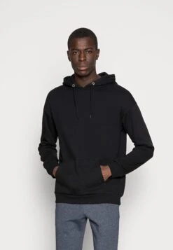 Pier One Hoodie - Black