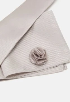 Pier One Set - Other Accessories - Silver 9 Pier One Set - Other Accessories - Silver -Pier One 452e98d41bb04aa69987b4e354cb6b93