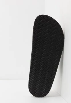 Pier One Unisex - Slippers - Black -Pier One 4a735c24e60449a29969a0148d036b07