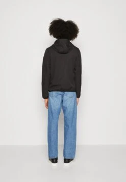 Pier One Waterproof Jacket - Black 8 Pier One Waterproof Jacket - Black -Pier One 4e357a4c9dc64463935acb495187a2e8