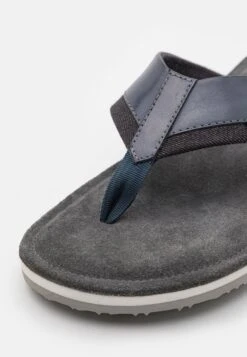 Pier One Leather - T-Bar Sandals - Blue 11 Pier One Leather - T-Bar Sandals - Blue -Pier One 50c49d2b3015483b8a98ff7b74229b5f