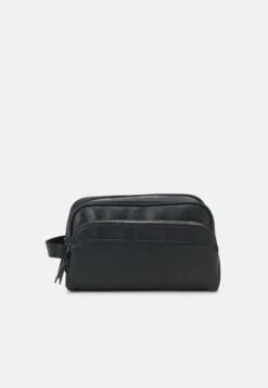 Pier One Wash Bag - Black