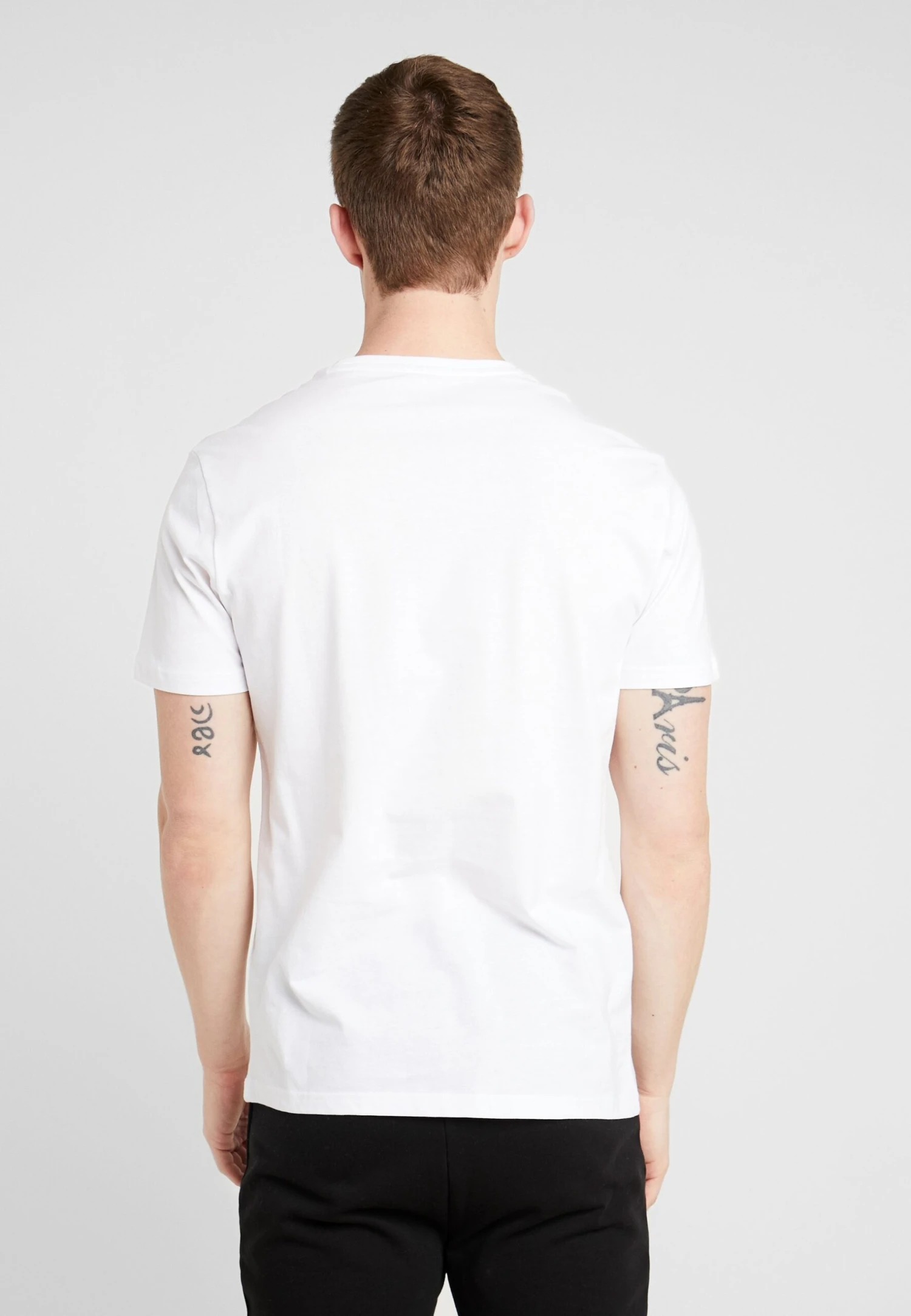 Pier One 5 Pack - Basic T-Shirt - White 4 Pier One 5 Pack - Basic T-Shirt - White - Image 4