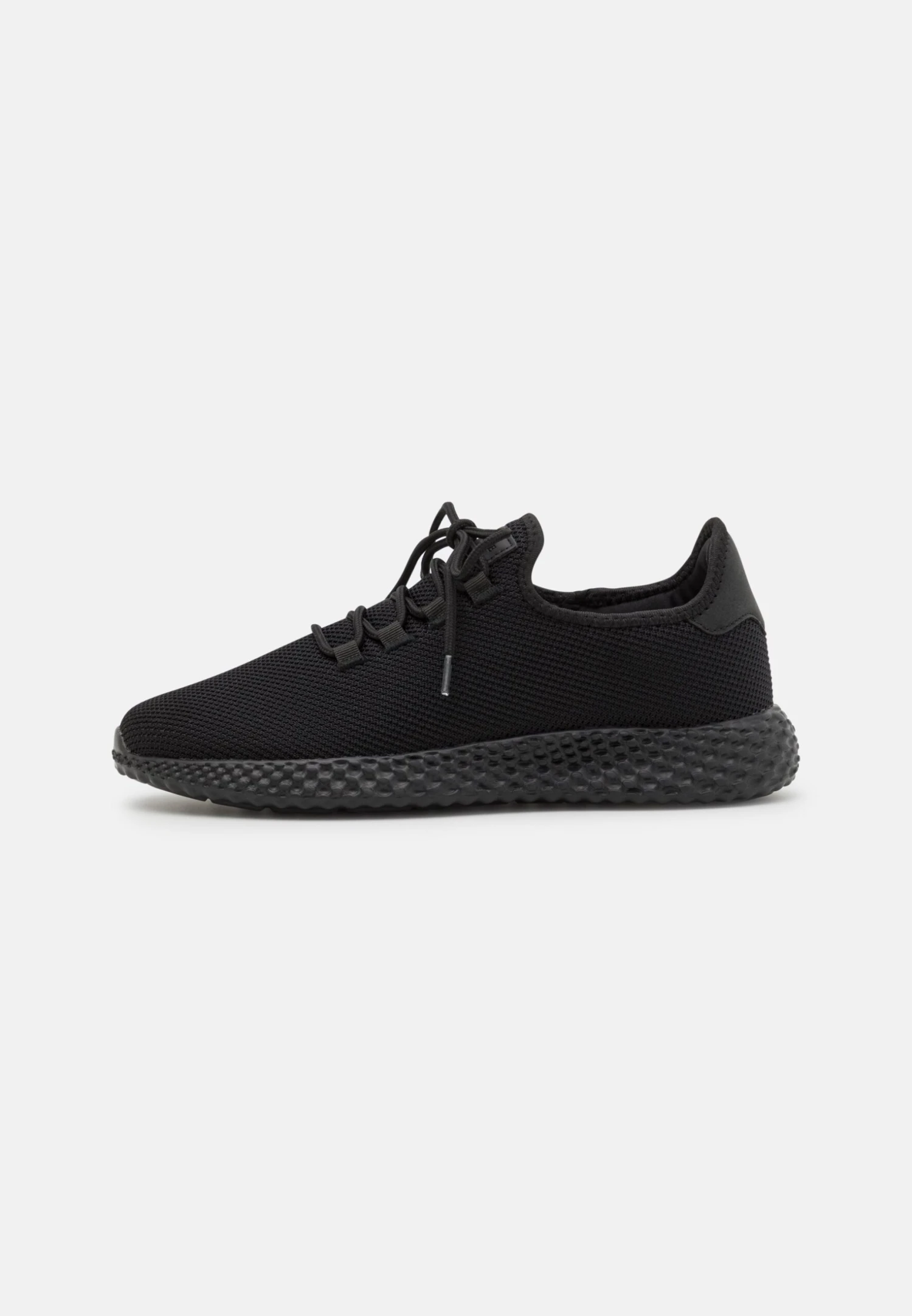 Pier One Trainers - Black 1 Pier One Trainers - Black