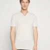Pier One Basic T-Shirt - Off-White