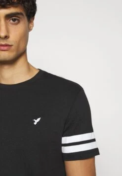 Pier One Print T-Shirt - Black -Pier One 6b19b3d95a3e410fbe067acf773e94ce