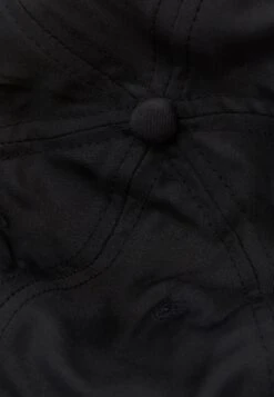 Pier One Unisex - Cap -Black -Pier One 781fccf059484bb1b6fb6ad3662517f3