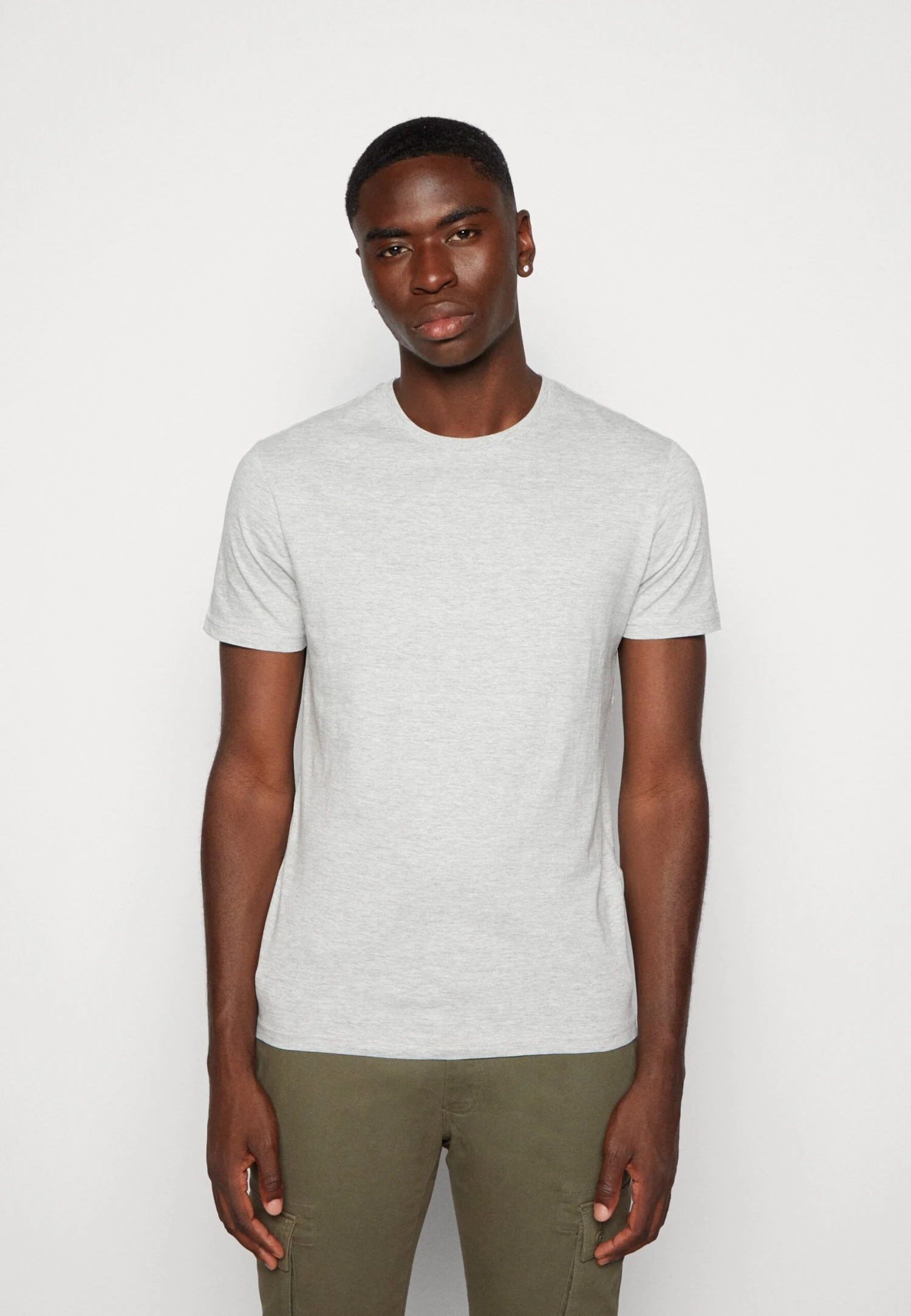 Pier One Unisex 5 Pack - Basic T-Shirt - Black /Dark Blue/Dark Green 2 Pier One Unisex 5 Pack - Basic T-Shirt - Black /Dark Blue/Dark Green - Image 2