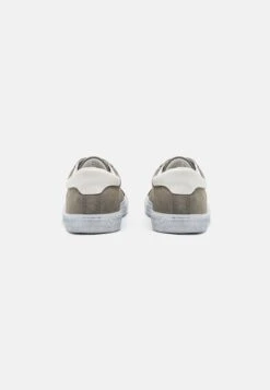 Pier One Trainers - Grey -Pier One 8dce156f603c4f1e949ccd2231979907