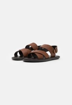 Pier One Unisex - Sandals - Cognac 11 Pier One Unisex - Sandals - Cognac -Pier One 93d59b6c78964396a0134fb24776a5f7