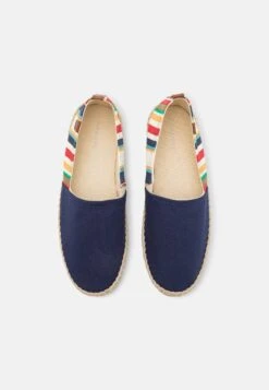 Pier One Espadrilles - Dark Blue 13 Pier One Espadrilles - Dark Blue -Pier One 979e001ab24f4f3392e9494056afcb01