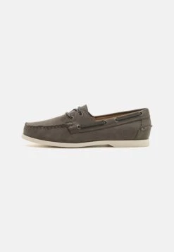 Pier One Boat Shoes - Grey