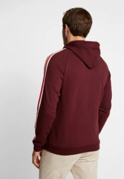 Pier One Hoodie -Bordeaux 8 Pier One Hoodie -Bordeaux -Pier One c94516c4554e46a092fad707d234055b