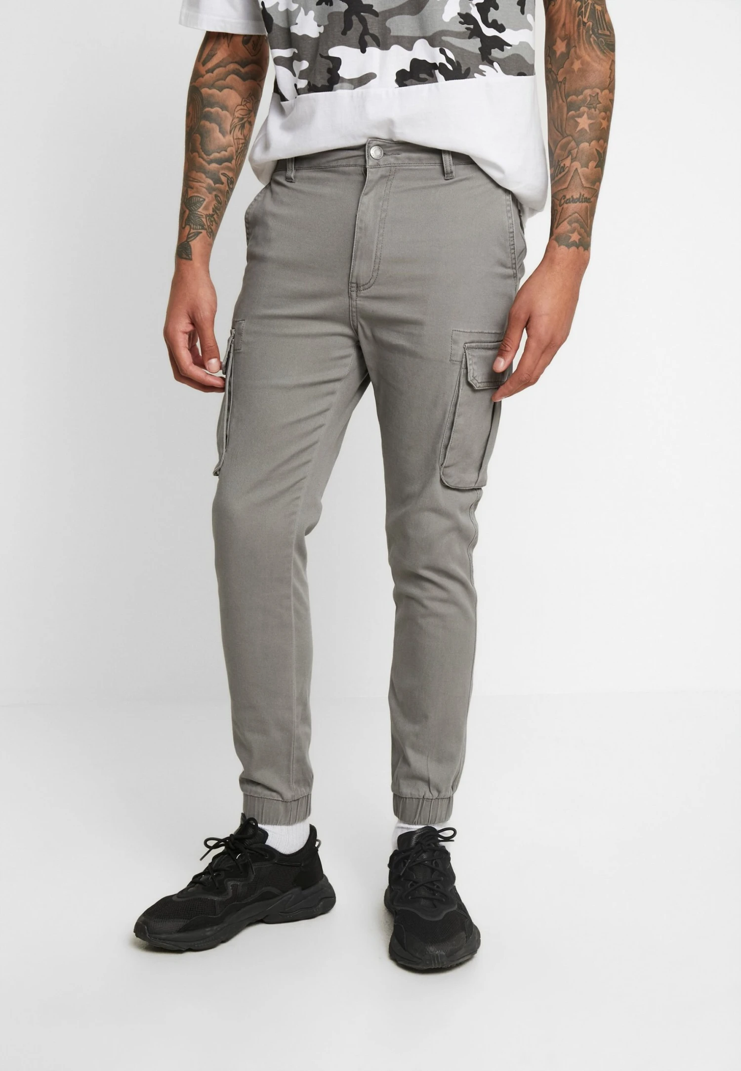 Pier One Cuffed Skinny Trouser- Cargo Trousers - Grey 1 Pier One Cuffed Skinny Trouser- Cargo Trousers - Grey