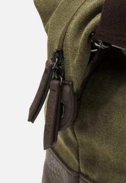 Pier One Unisex - Holdall - Khaki 8 Pier One Unisex - Holdall - Khaki -Pier One d132e15582454700aa44d4e3c2e0a9fa