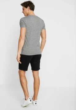 Pier One Tracksuit Bottoms - Black 8 Pier One Tracksuit Bottoms - Black -Pier One d5c97291418e4697a27fa0726d324bab