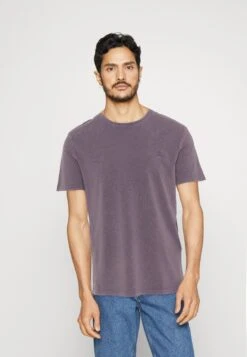 Pier One 5 Pack - Basic T-Shirt - Off-White/Lilac/Light Red -Pier One dae4109036244fbd9844e9c25259e60e