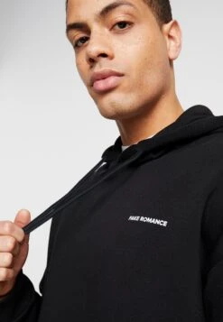 Pier One Unisex - Hoodie - Black 9 Pier One Unisex - Hoodie - Black -Pier One e2e993e09b4a42d78eec0e6a479abe05