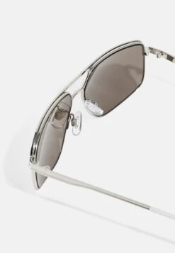 Pier One Unisex - Sunglasses - Silver-Coloured, Black -Pier One e4032642d98b4cd386349df91f3cefe3