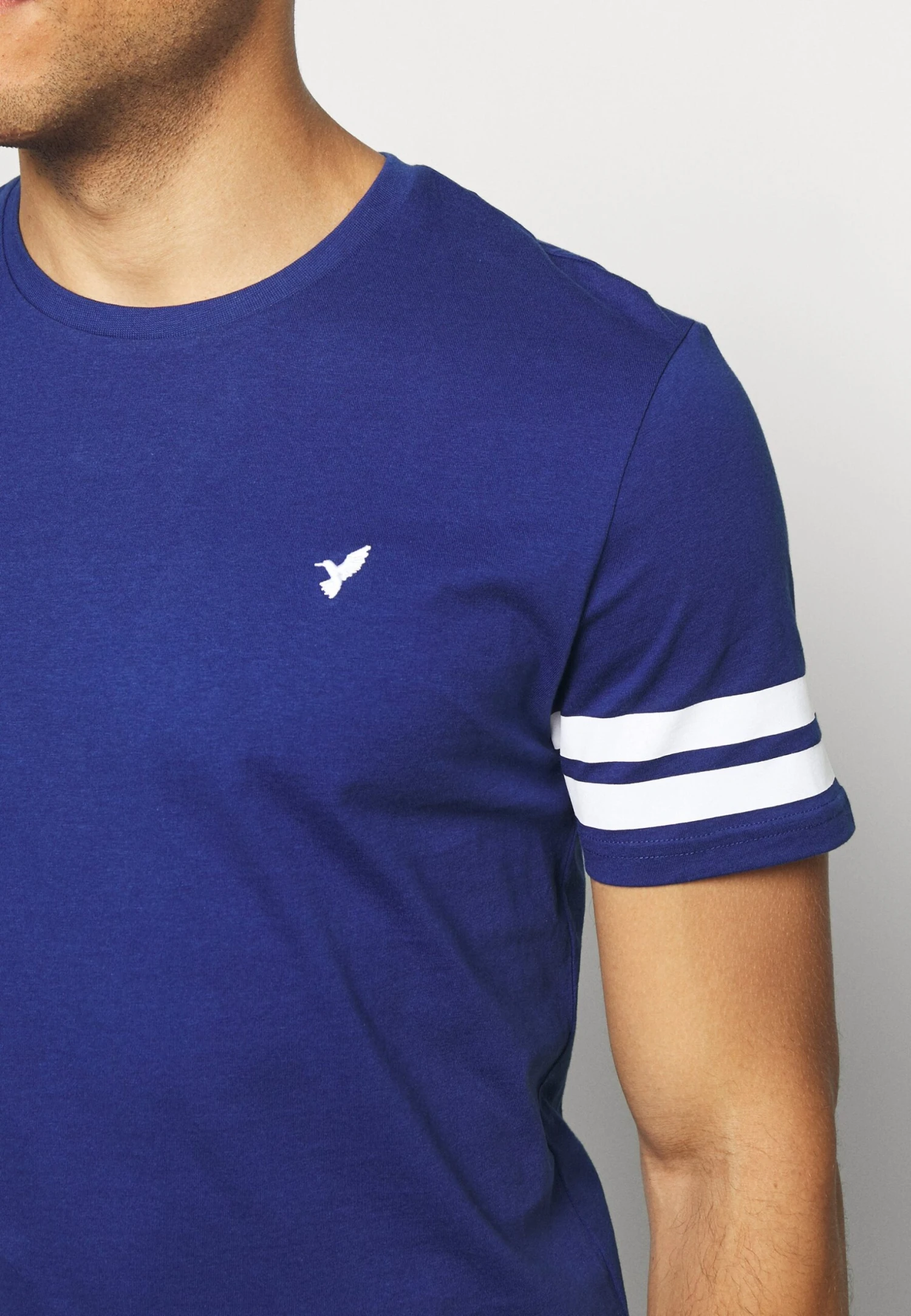 Pier One Print T-Shirt - Blue 6 Pier One Print T-Shirt - Blue - Image 6