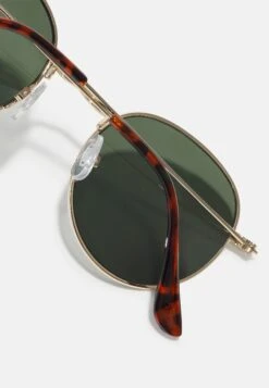 Pier One Unisex - Sunglasses - Gold-Coloured/Green -Pier One e92d3af19b37403e9750478796cb172c