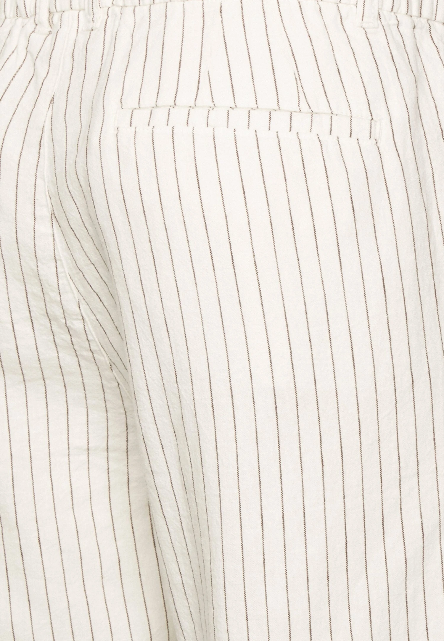 Pier One Linen Blend Drawcord Shorts- Shorts - Off-White 3 Pier One Linen Blend Drawcord Shorts- Shorts - Off-White - Image 3