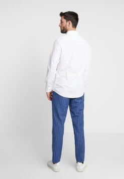 Pier One 2 Pack - Formal Shirt - White 8 Pier One 2 Pack - Formal Shirt - White -Pier One fe3882eaf28b48838ea76cbb4b0ad904